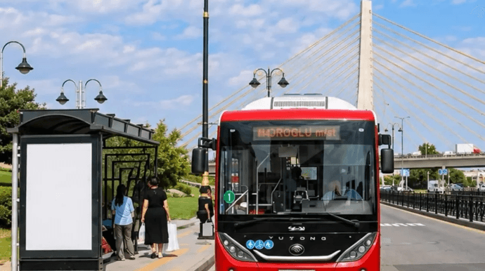 İctimai nəqliyyatdan istifadə edənlərin nəzərinə: Avtobusların hərəkət istiqaməti dəyişdi