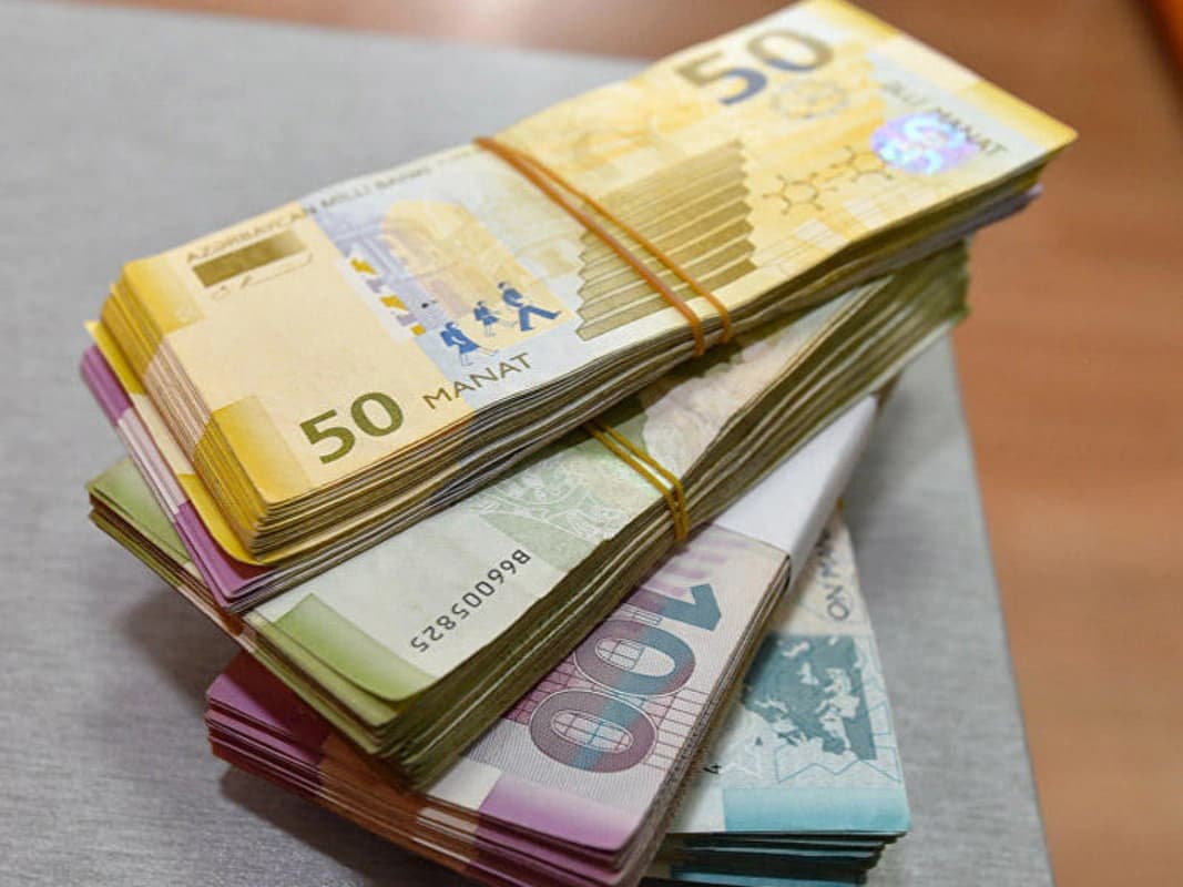 ƏHALİNİN BANK ƏMANƏTLƏRİ ARTDI: ƏN SON RƏQƏMLƏR AÇIQLANDI